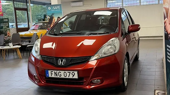 Honda Jazz 2015 photo 2