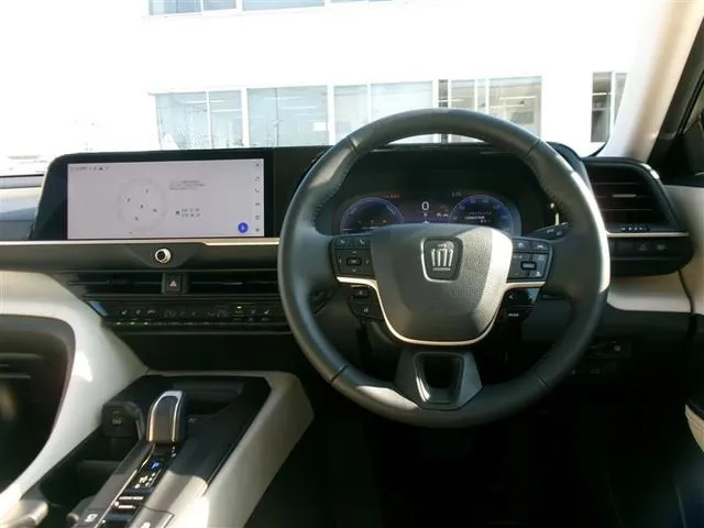 Toyota Crown Cross 2023 photo 4