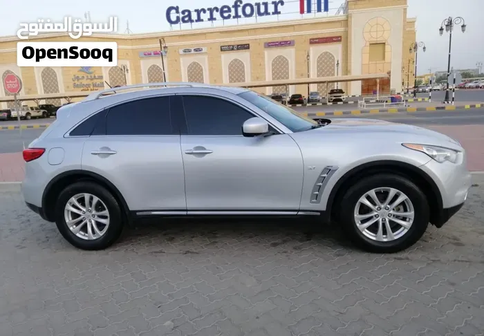 Infiniti Qx70 2017 photo 3