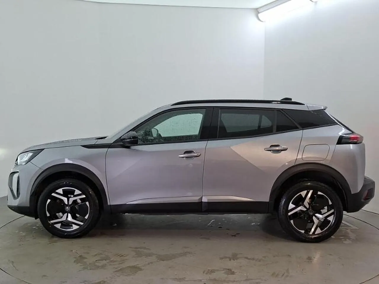 Peugeot 2008 2024 photo 4
