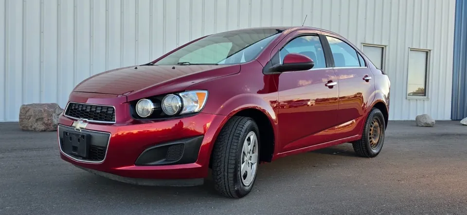 Chevrolet Sonic 2013 photo 3