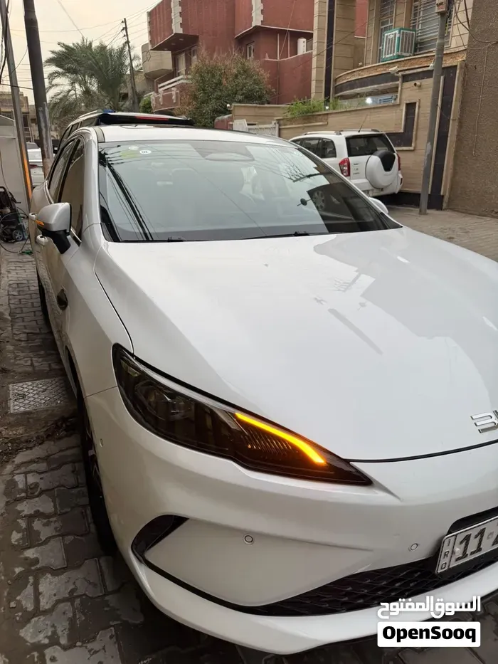 BYD Seal 2025 photo 2