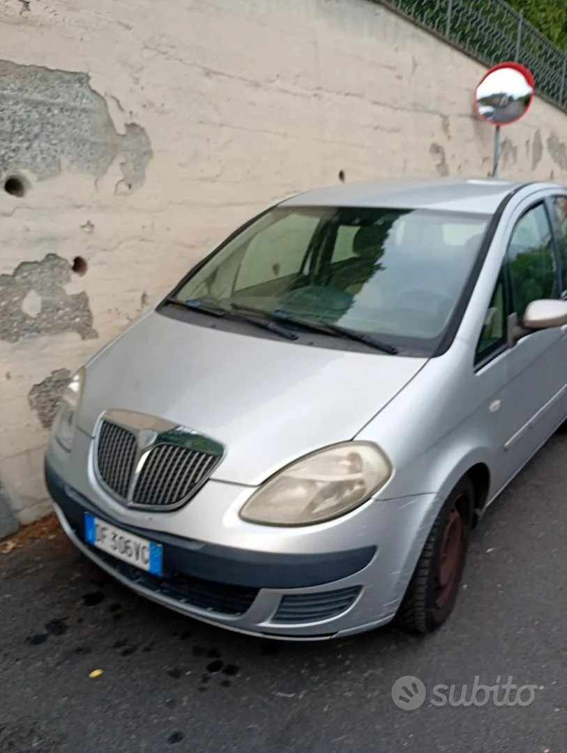 Lancia Musa 2006 photo 4