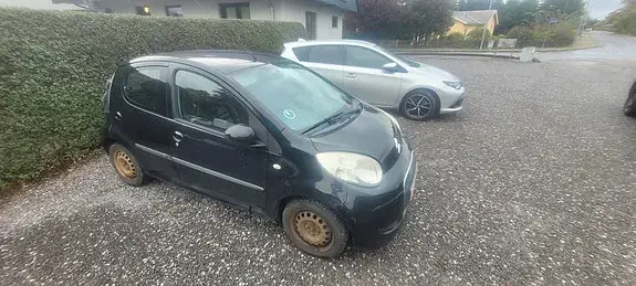 Citroen C1 2010 photo 2