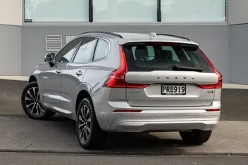 Volvo Xc60 2023 photo 3