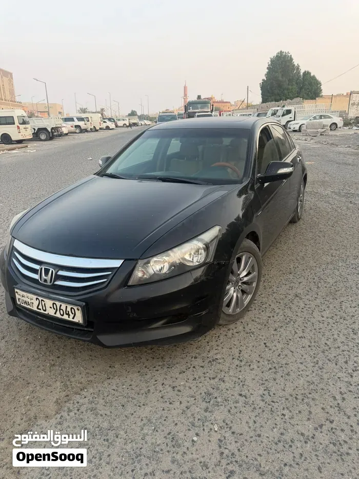 Honda Accord 2012 photo 2