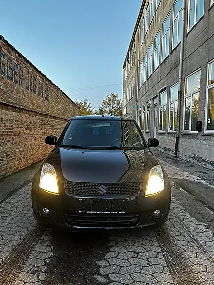 Suzuki Swift 2009 photo 2