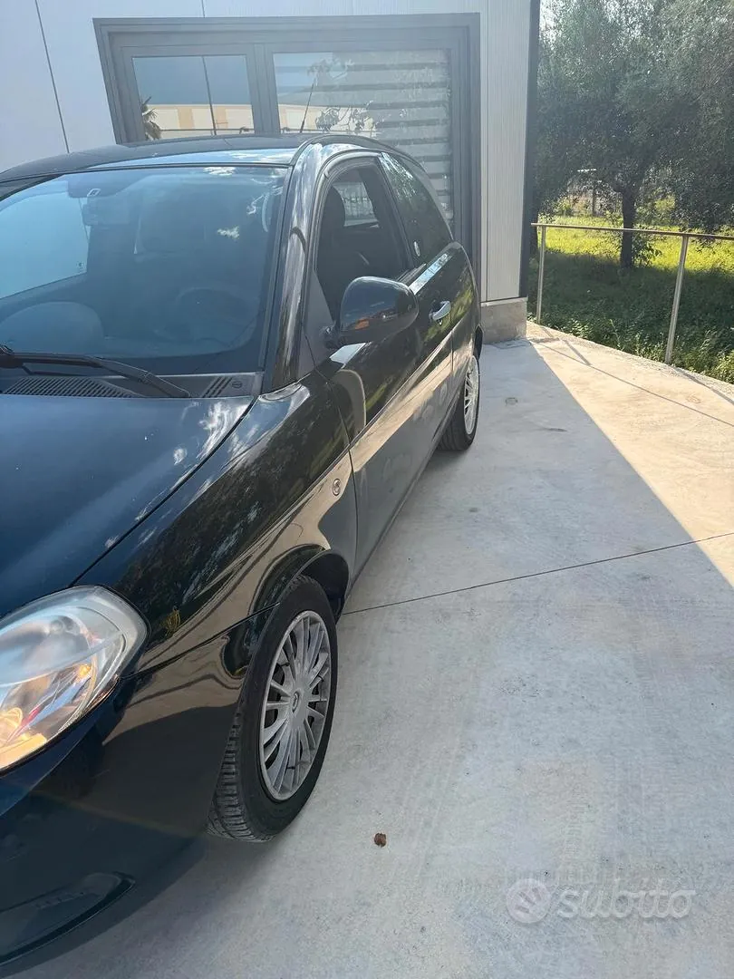 Lancia Ypsilon 2010 photo 5