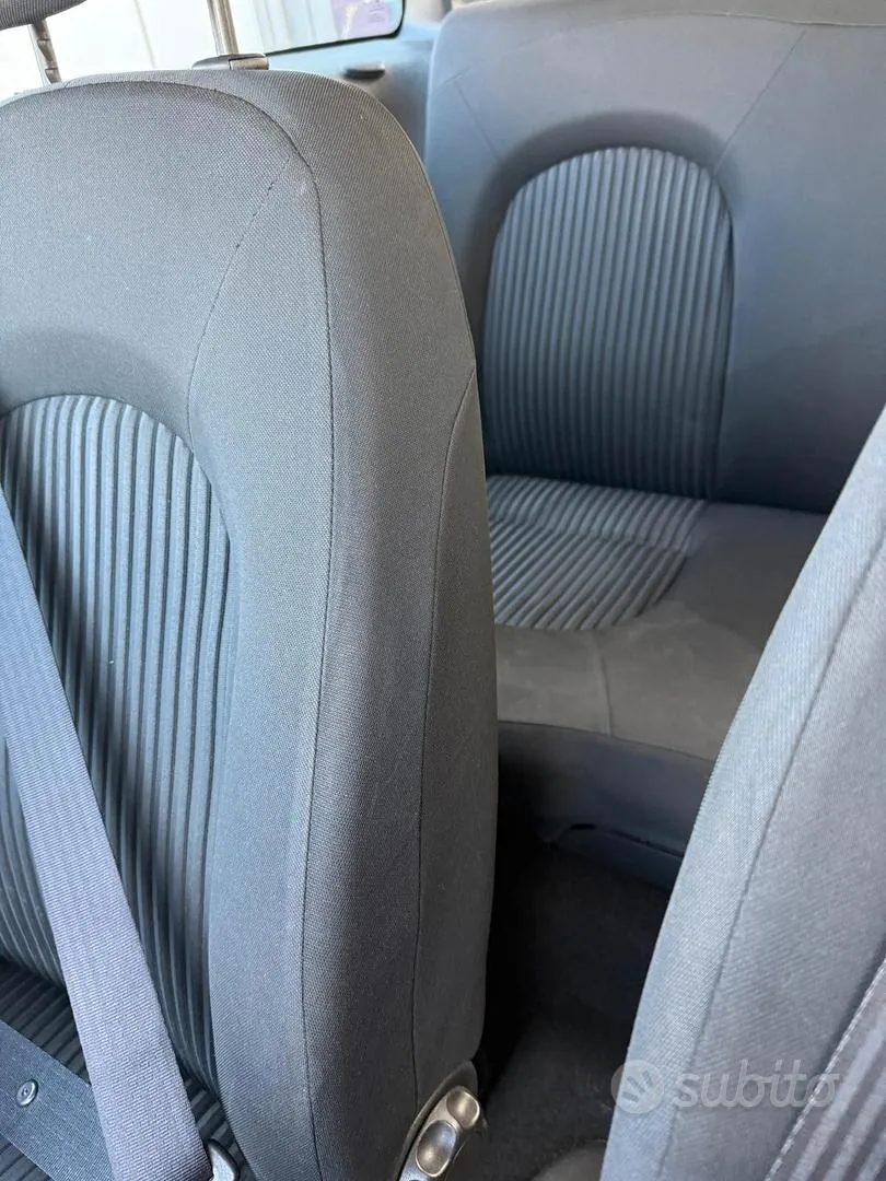 Lancia Ypsilon 2010 photo 4