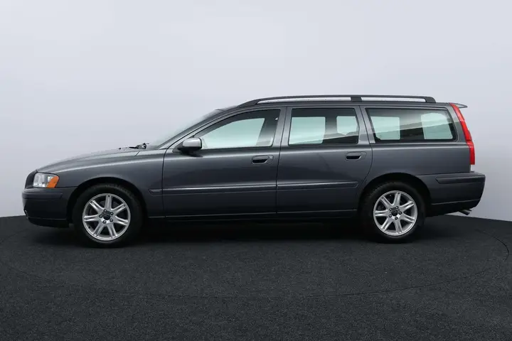 Volvo V70 2005 photo 4