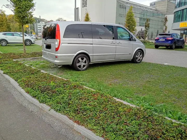 Mercedes-Benz Viano