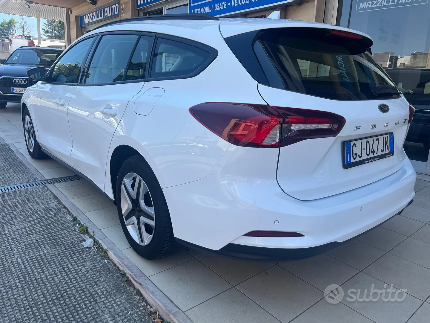 Ford Focus 2022 photo 2