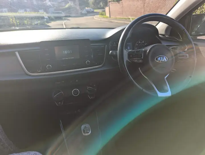 Kia Rio 2017 photo 5