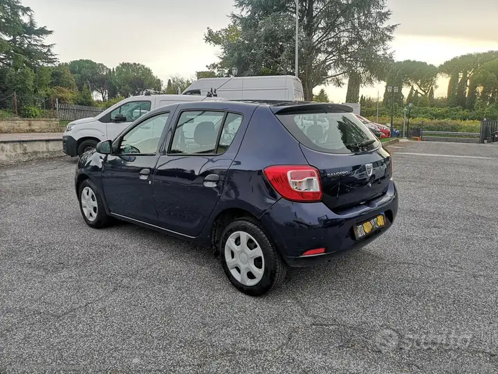 Dacia Sandero 2015 photo 3