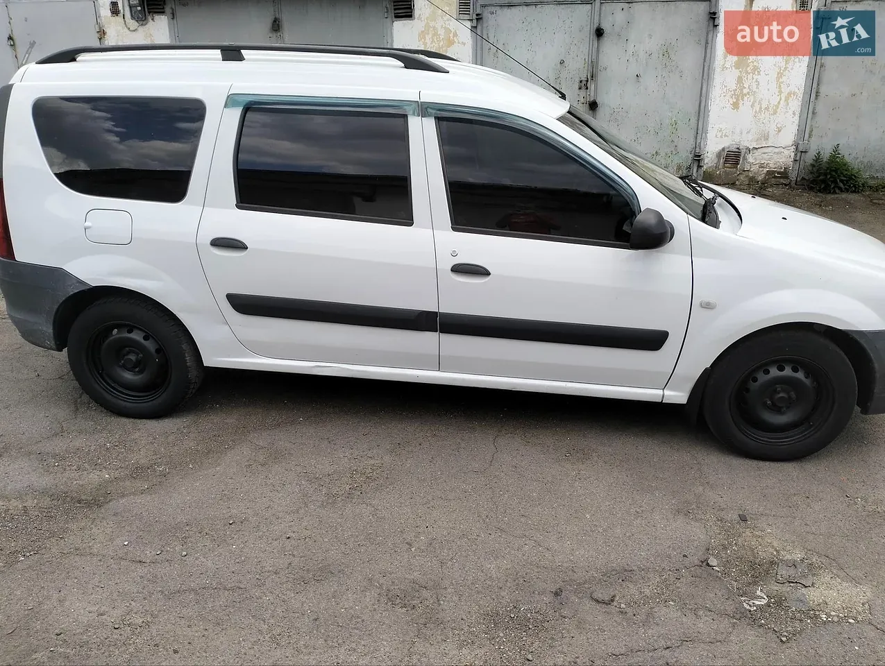 Renault Logan Mcv 2011 photo 4