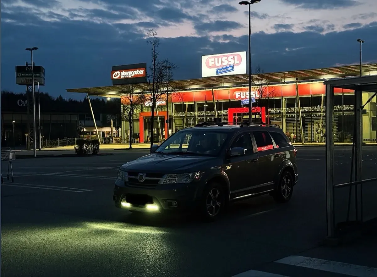 Fiat Freemont 2011 photo 3