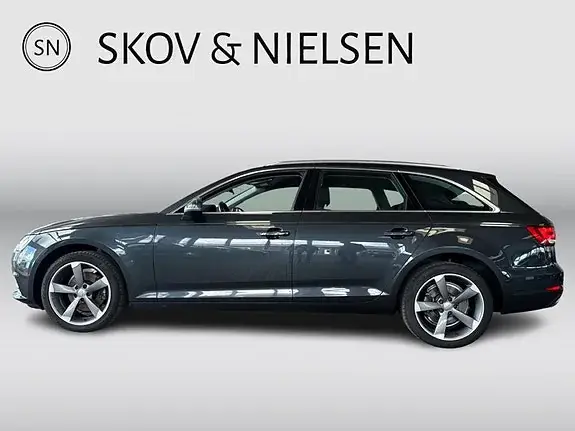 Audi A4 2015 photo 2