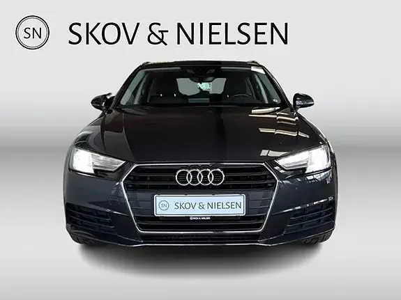 Audi A4 2015 photo 4