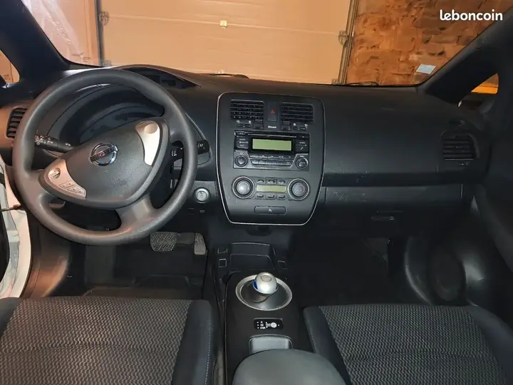 Nissan Leaf 2016 photo 3