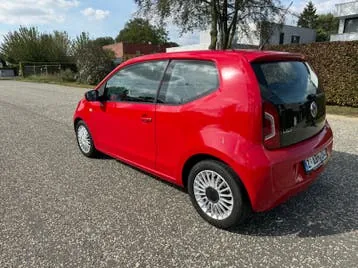 Volkswagen Up 2012 photo 3