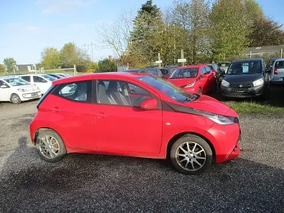 Toyota Aygo 2015 photo 3