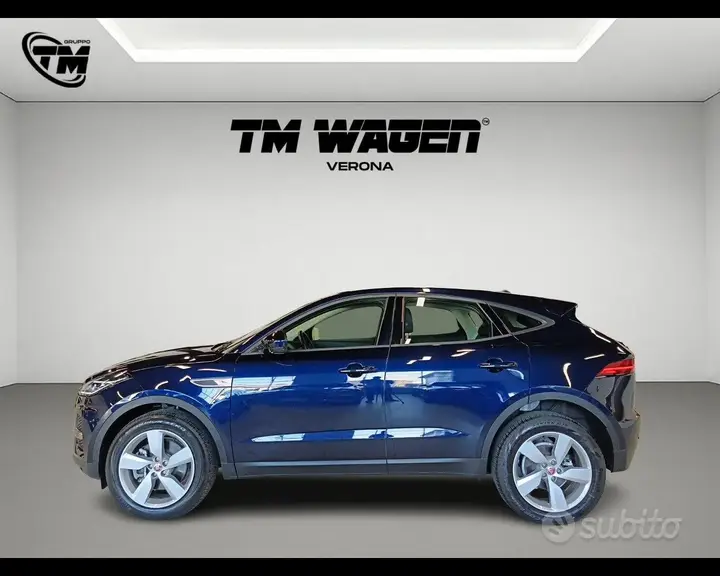 Jaguar E-Pace 2023 photo 2