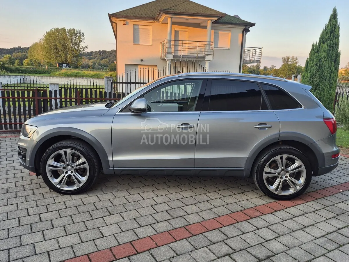 Audi Q5 2009 photo 3