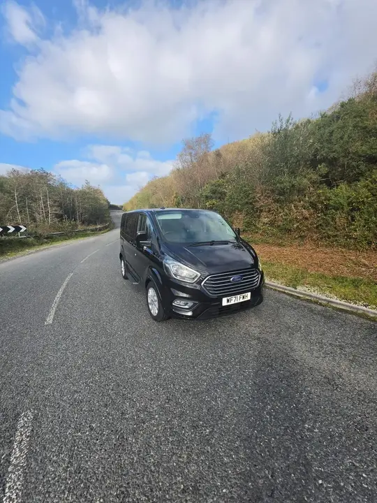 Ford Tourneo Custom 2021 photo 3