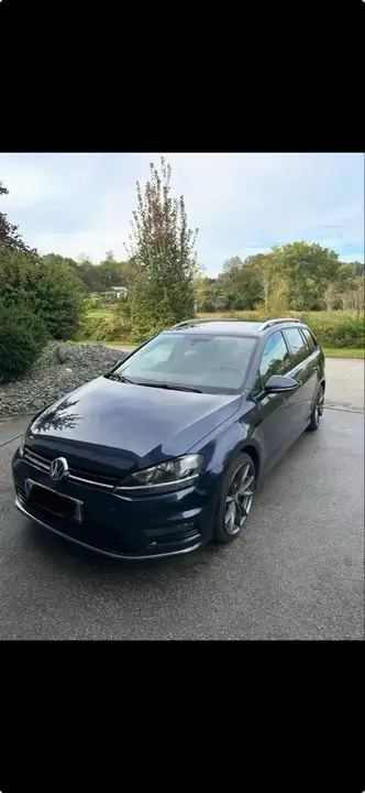 Volkswagen Golf R-Line