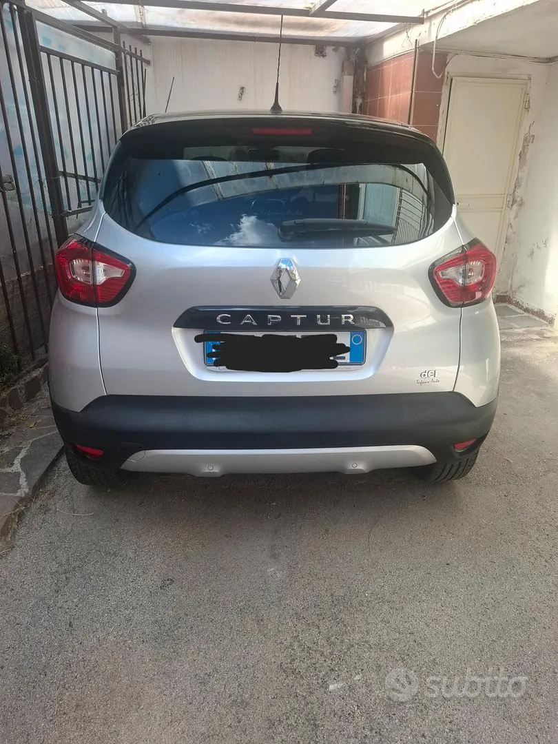 Renault Captur 2016 photo 2