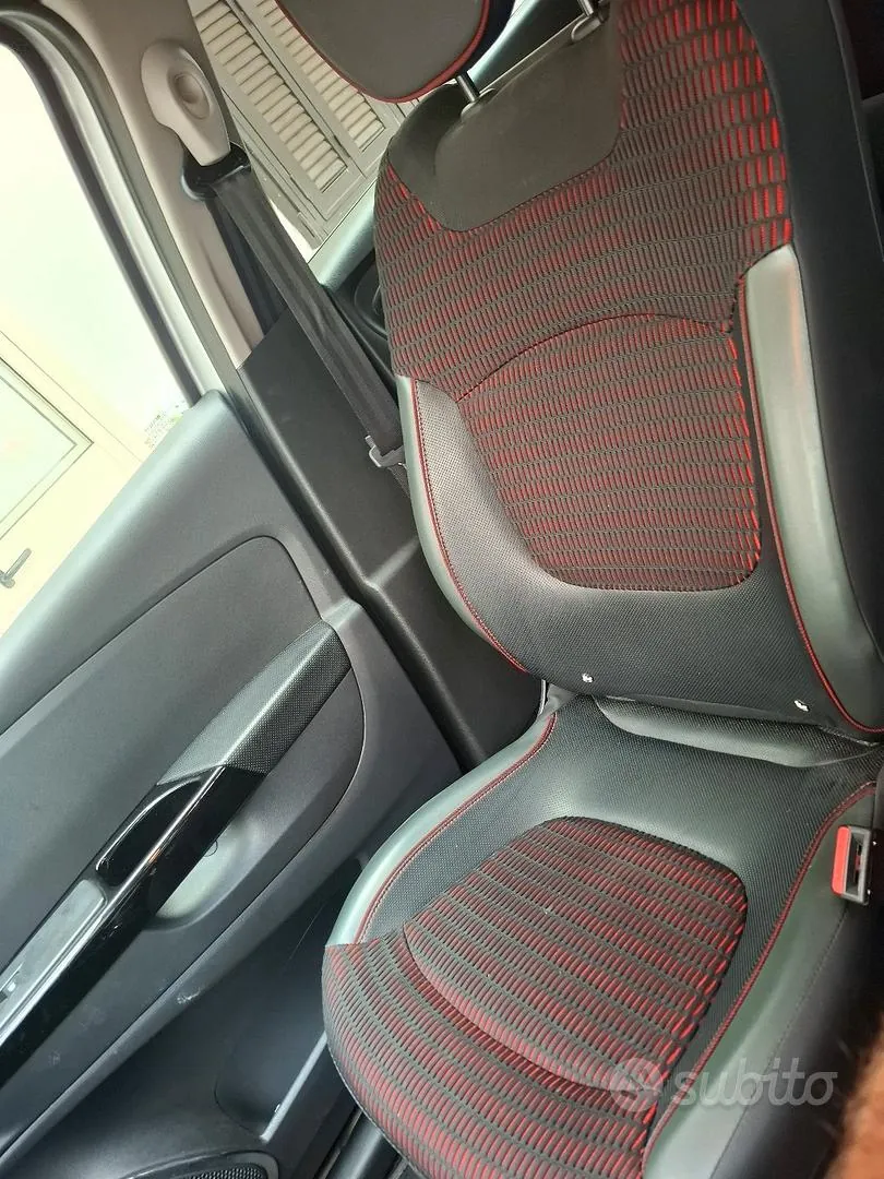 Renault Captur 2016 photo 4