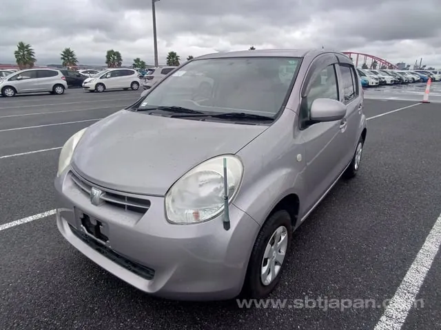Toyota Passo 2011 photo 2