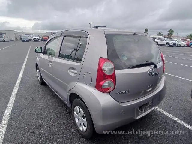 Toyota Passo 2011 photo 3