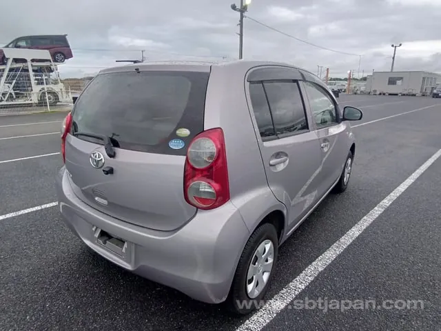 Toyota Passo 2011 photo 4