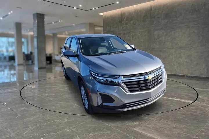 Chevrolet Equinox 2023 photo 2