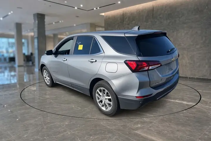 Chevrolet Equinox 2023 photo 3