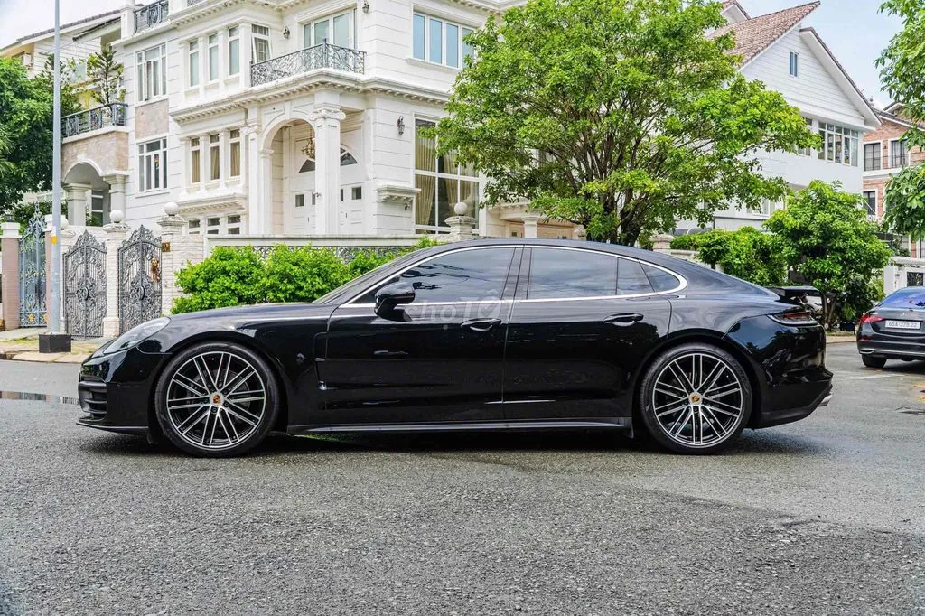Porsche Panamera 2022 photo 2