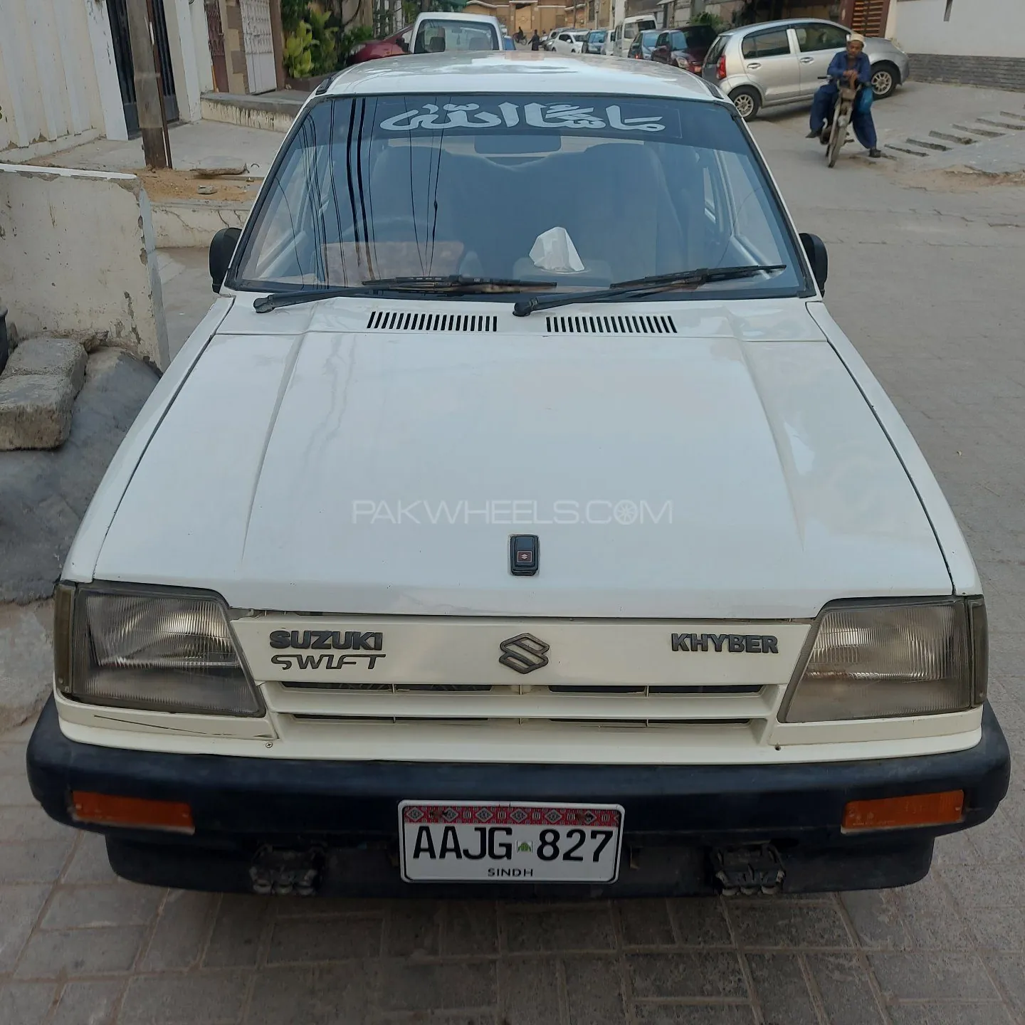 Suzuki Khyber