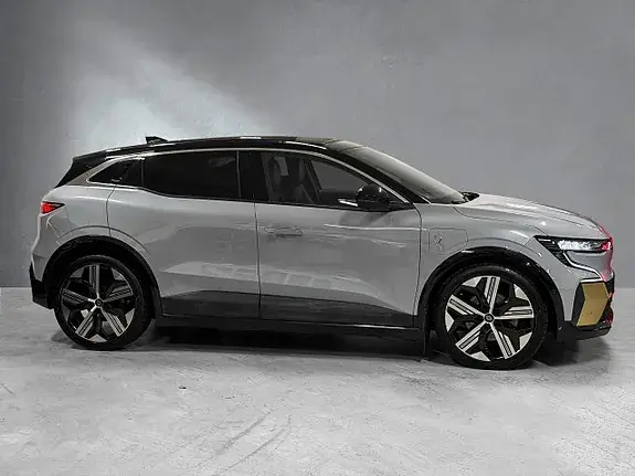 Renault Megane E-Tech 2022 photo 2