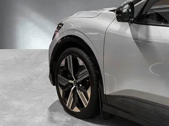 Renault Megane E-Tech 2022 photo 4
