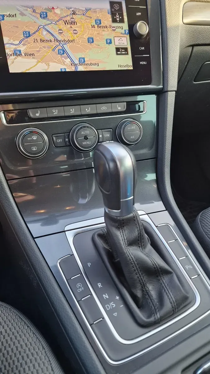 Volkswagen Golf 2017 photo 3