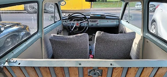 Volvo P210 1966 photo 4