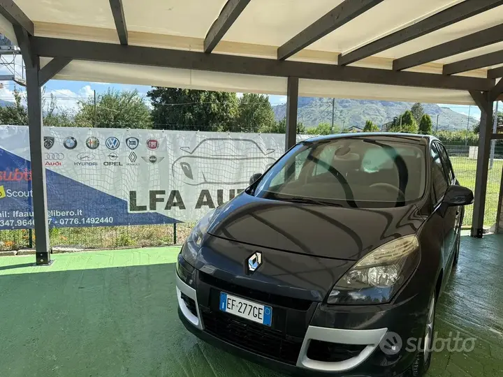Renault Scenic 2011 photo 3
