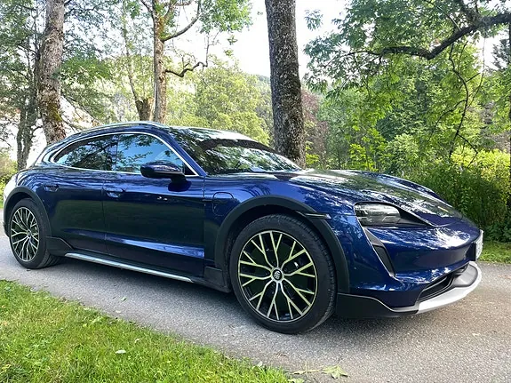 Porsche Taycan 2021 photo 2