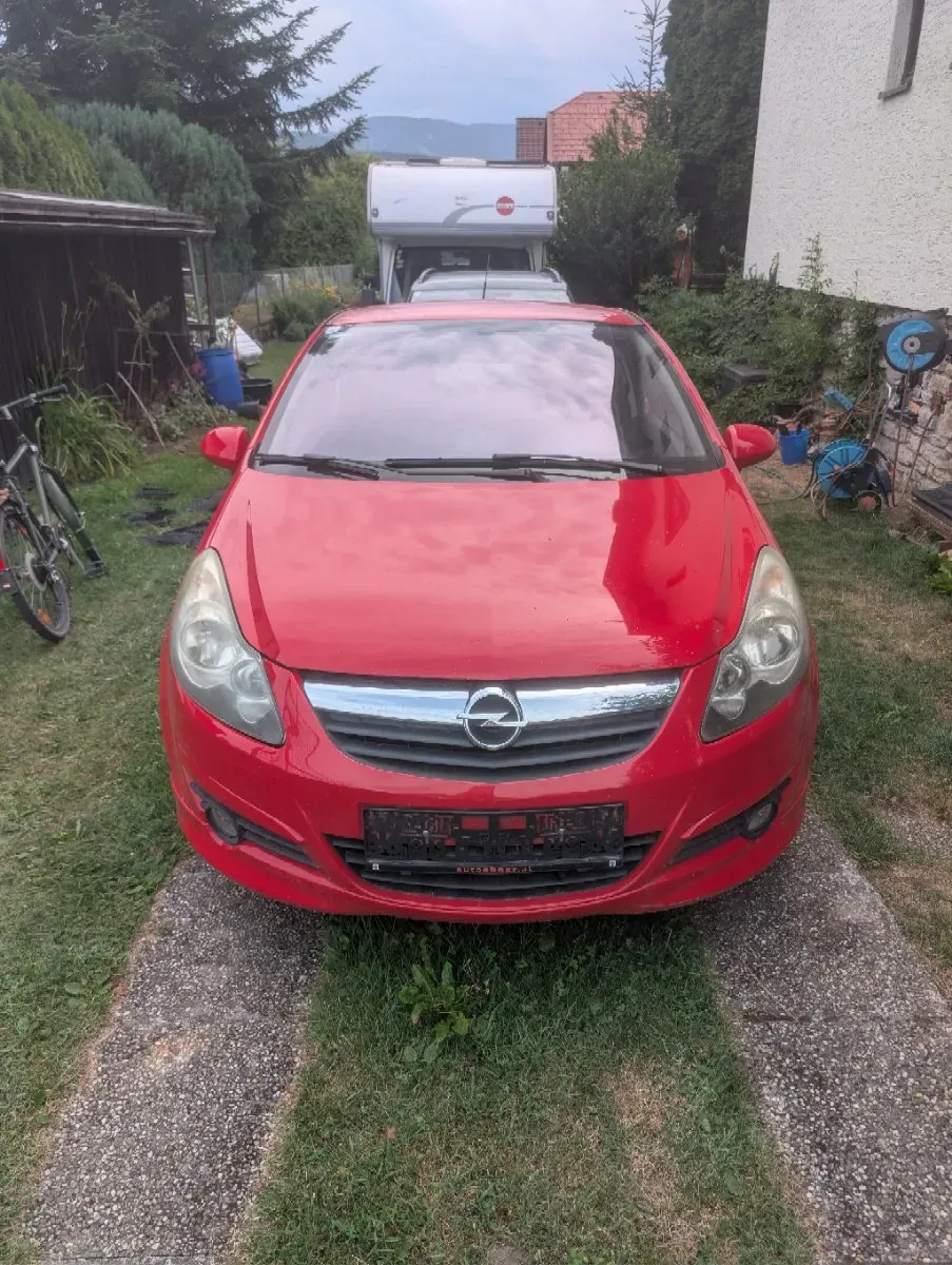 Opel Corsa 2011 photo 3