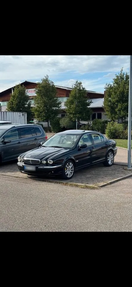 Jaguar X-Type