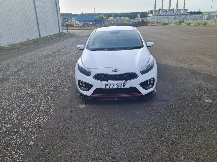 Kia Ceed 2015 photo 3
