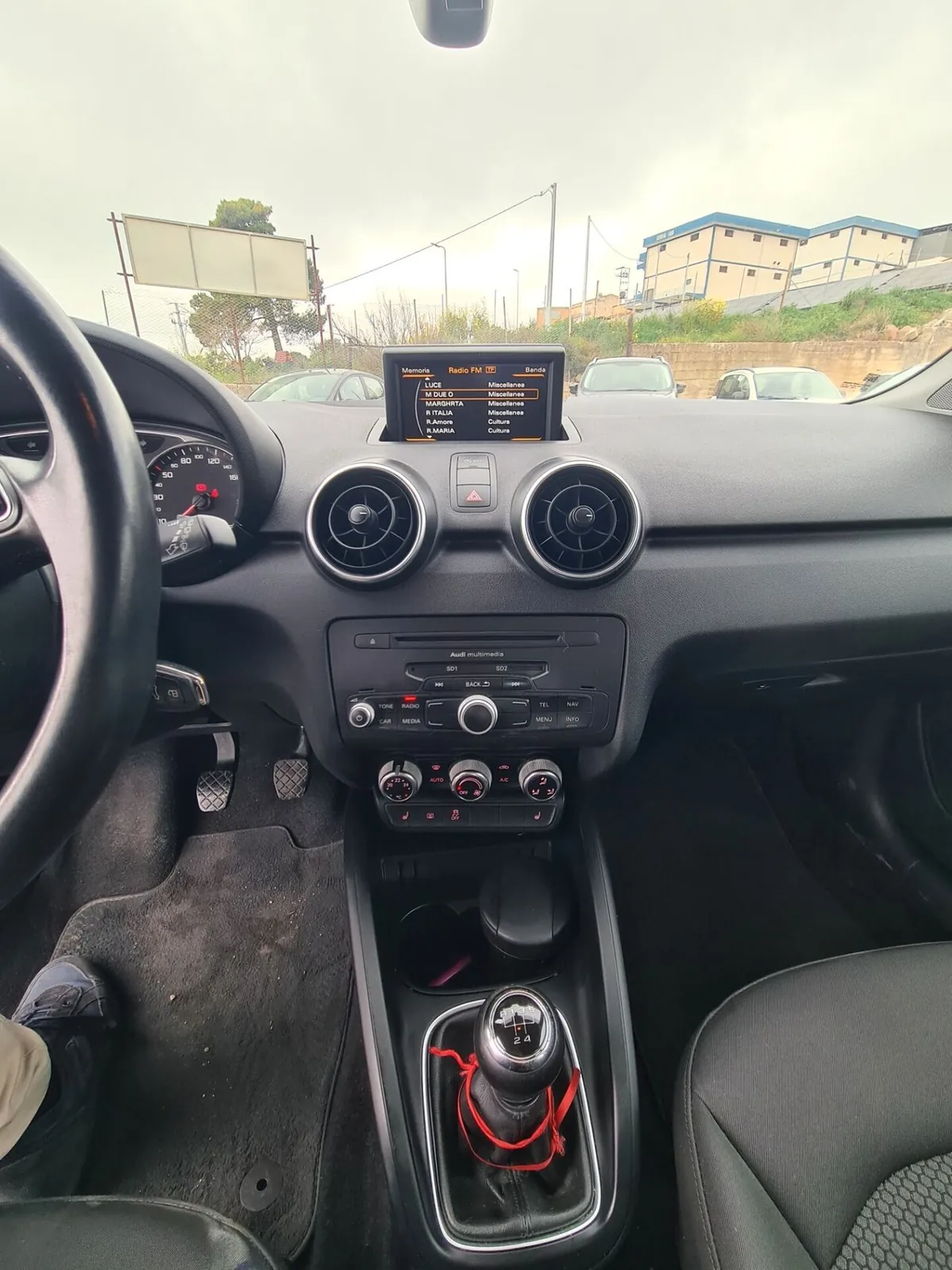 Audi A1 2014 photo 2