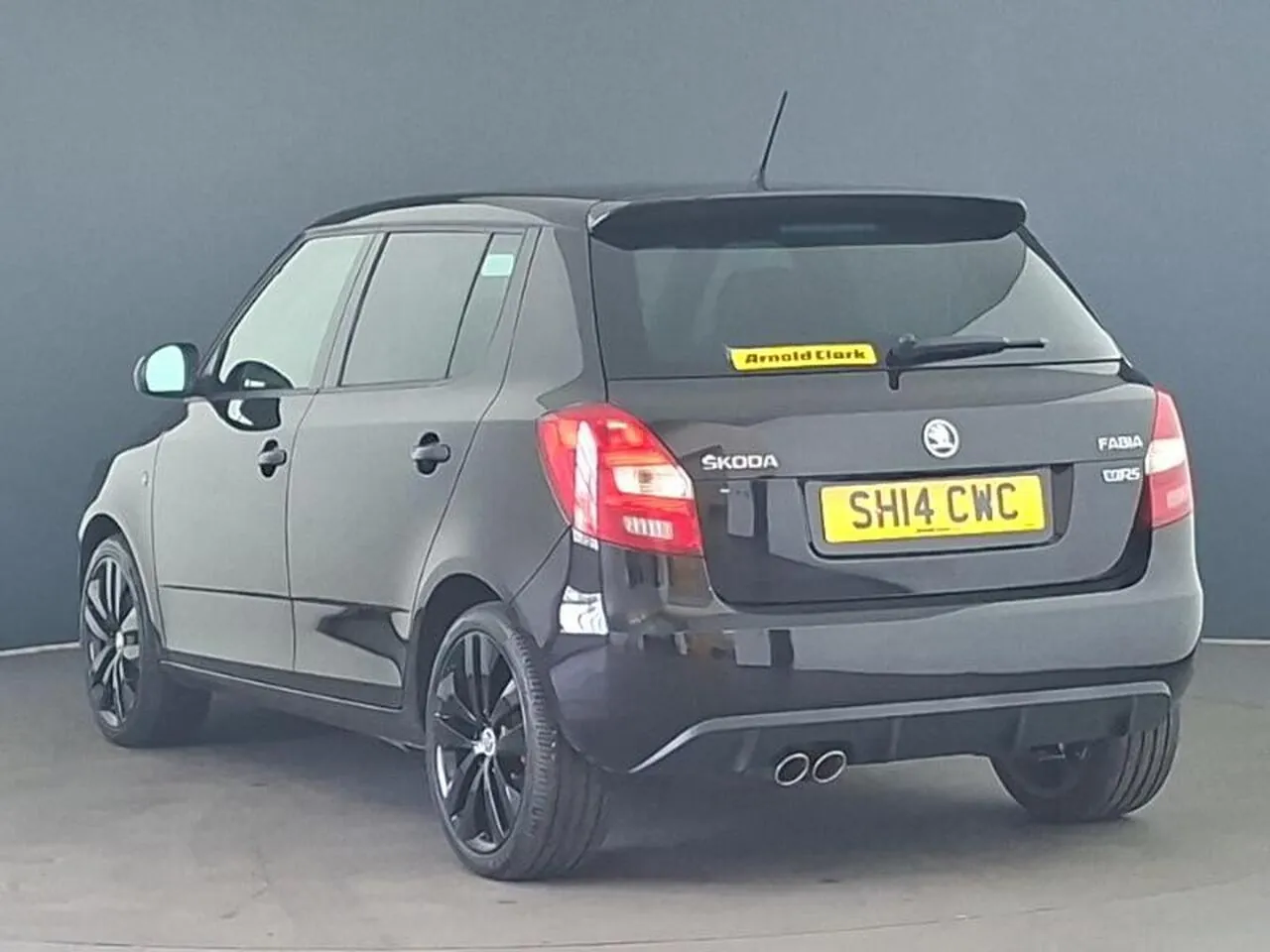 Skoda Fabia 2014 photo 2