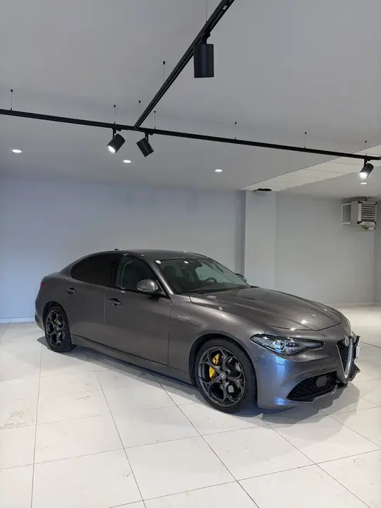 Alfa Romeo Giulia 2018 photo 2